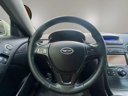 Used 2012 Hyundai Genesis 2.0T RWD image 26