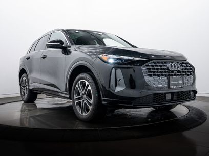 Certified 2025 Audi Q5 Premium w/ Convenience Package