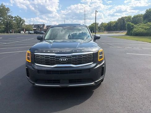 Used 2021 Kia Telluride EX w/ EX Premium Package FWD image 2