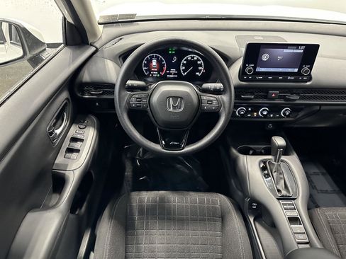 Certified 2024 Honda HR-V LX image 19