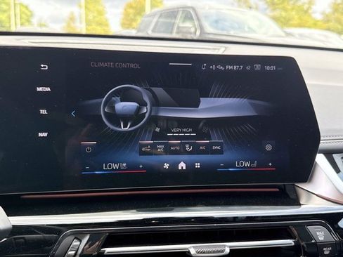 New 2026 BMW X1 xDrive28i w/ Technology Package AWD/4WD image 28