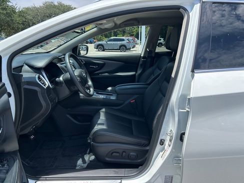 Certified 2024 Nissan Murano SV FWD image 17