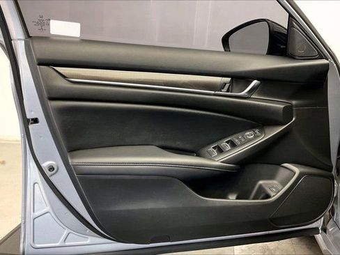 Used 2022 Honda Accord Sport image 26