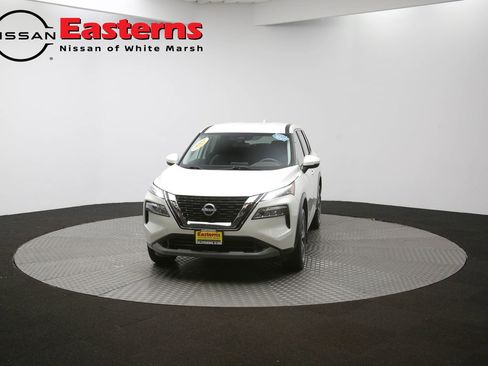 Used 2022 Nissan Rogue SV image 98