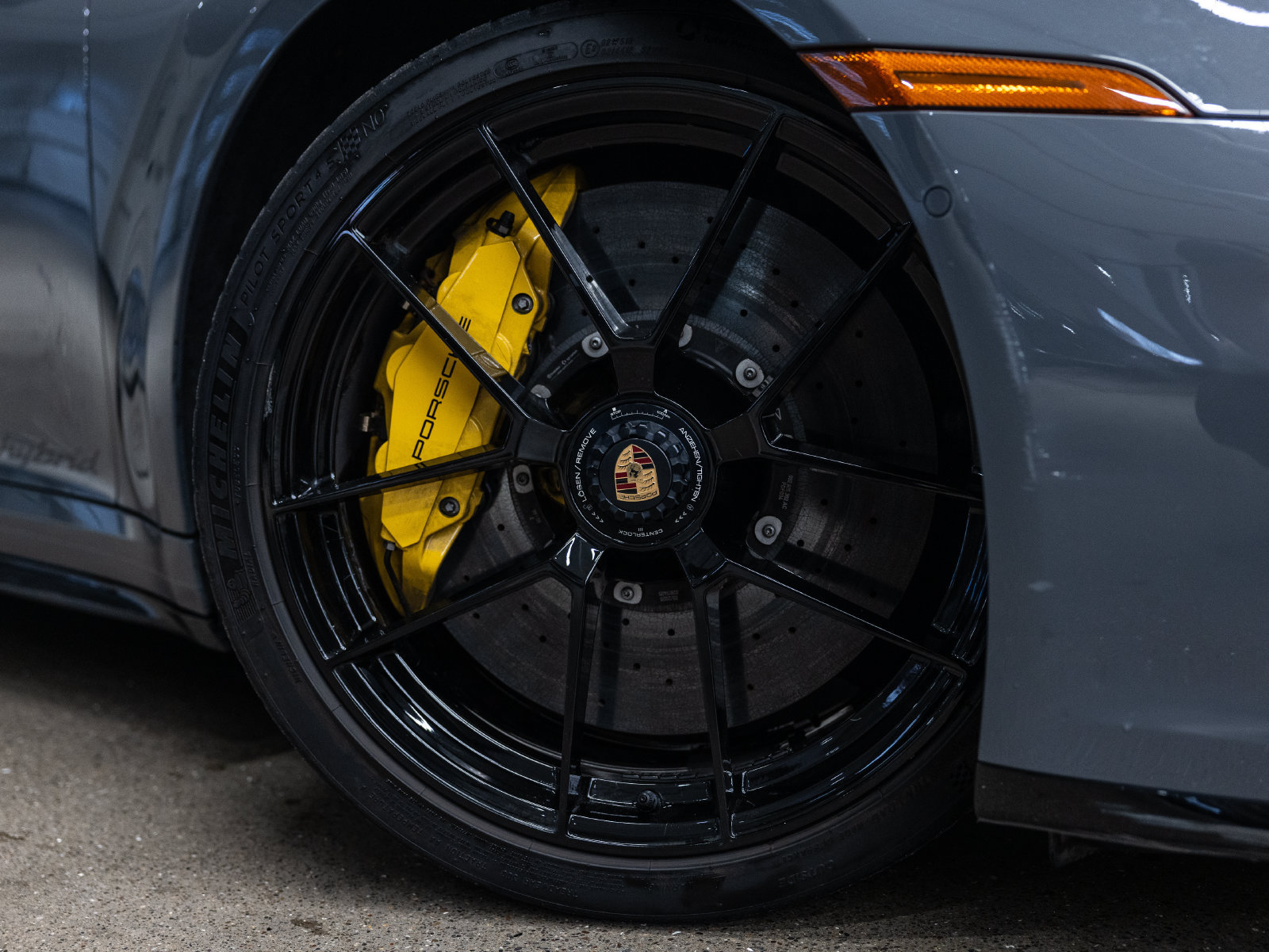 Certified 2025 Porsche 911 Carrera 4 GTS AWD/4WD image 16