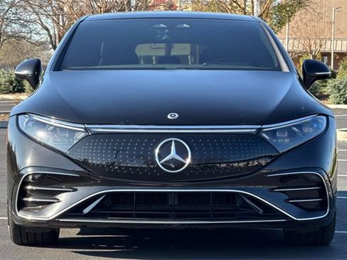 Used 2022 Mercedes-Benz EQS 450+ Sedan image 11