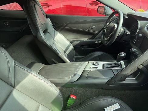 Used 2017 Chevrolet Corvette Stingray Coupe w/ 1LT image 3