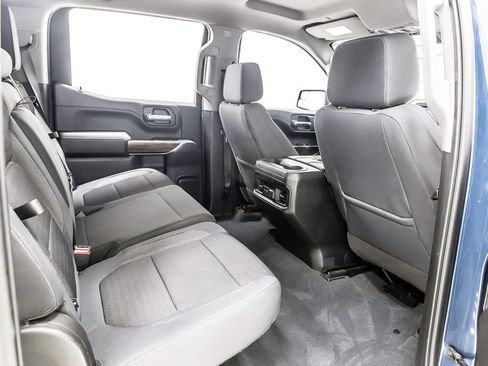 Used 2019 Chevrolet Silverado 1500 LT Trail Boss AWD/4WD image 36