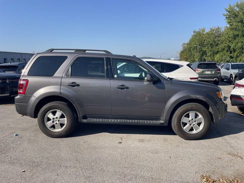 Used 2011 Ford Escape XLT FWD image 7