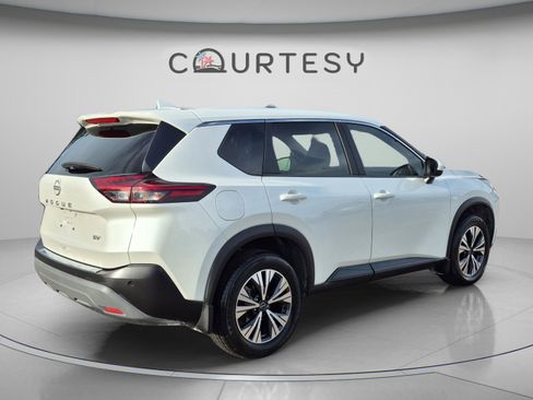 Certified 2023 Nissan Rogue SV FWD image 7