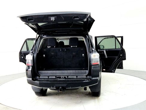 Used 2024 Toyota 4Runner SR5 image 11