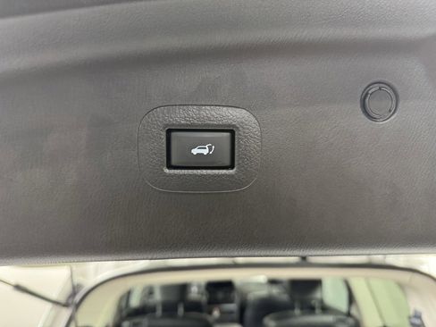 Used 2024 INFINITI QX80 Luxe w/ Cargo Package image 33