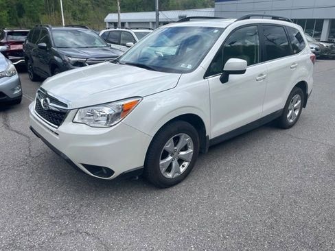Used 2015 Subaru Forester 2.5i Limited AWD/4WD image 2