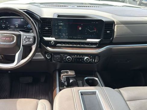 Used 2022 GMC Sierra 1500 SLT w/ SLT Premium Plus Package image 29