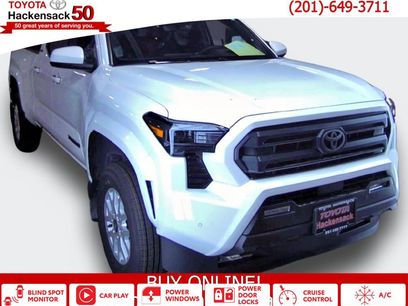 New 2025 Toyota Tacoma SR5