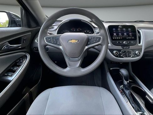 Used 2023 Chevrolet Malibu LT FWD image 8