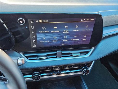 New 2026 Chevrolet Equinox LT FWD image 12