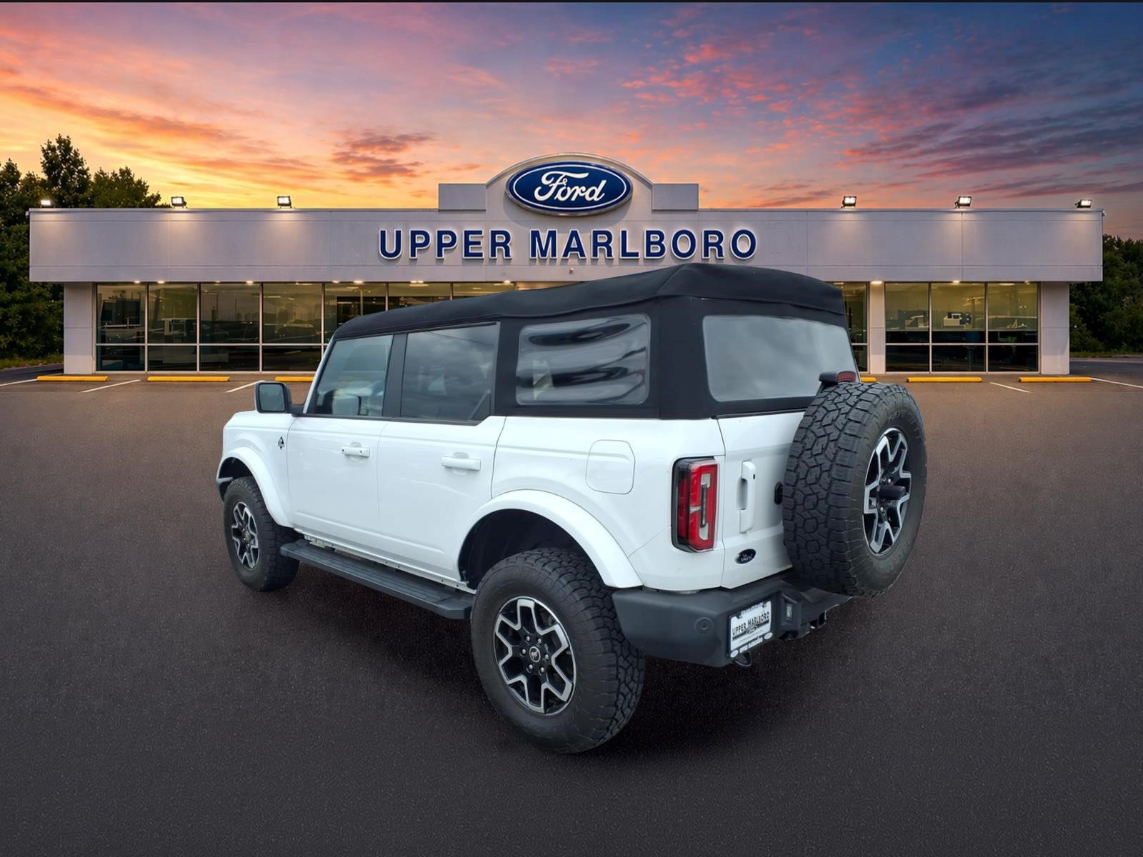 Used 2023 Ford Bronco Outer Banks AWD/4WD image 4