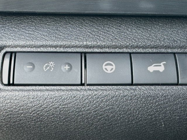 Used 2023 Nissan Pathfinder SL w/ SL Premium Package AWD/4WD image 13
