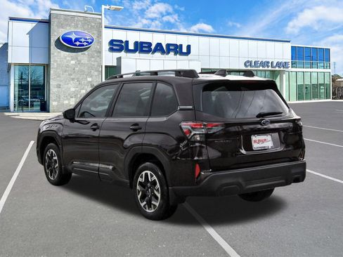 Used 2026 Subaru Forester Premium AWD/4WD image 3