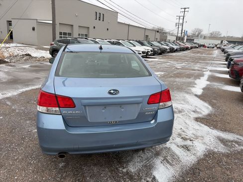 Used 2011 Subaru Legacy 2.5i Limited image 6