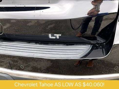 Used 2022 Chevrolet Tahoe LT w/ Luxury Package RWD image 8