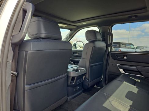 Used 2023 Toyota Tundra Platinum w/ Advanced Package image 17