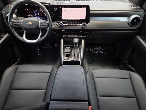 Used 2024 Chevrolet Colorado LT w/ LT Convenience Package III RWD image 17
