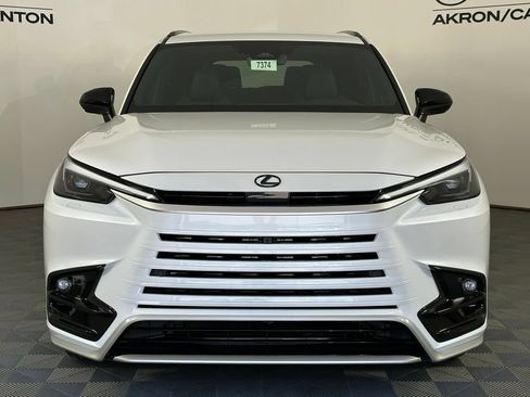 New 2026 Lexus TX 500h AWD image 11