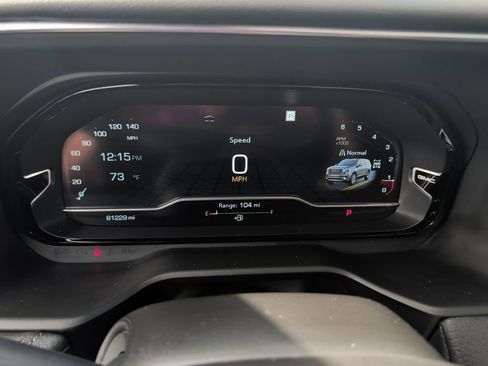 Used 2023 GMC Yukon XL Denali image 31