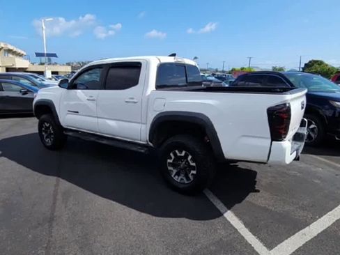 Used 2017 Toyota Tacoma TRD Off-Road image 6