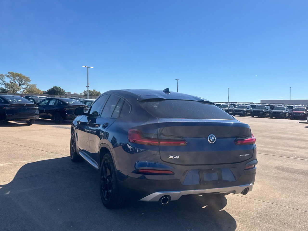 Used 2021 BMW X4 xDrive30i AWD/4WD image 19