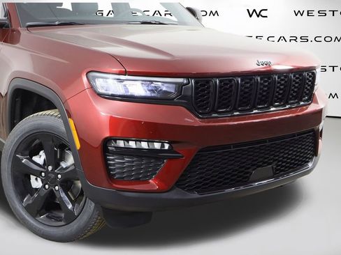 New 2025 Jeep Grand Cherokee Limited image 50