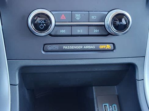 Used 2024 Ford Edge SE AWD/4WD image 21