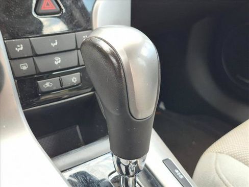 Used 2012 Chevrolet Cruze LT w/ All-Star Edition FWD image 8