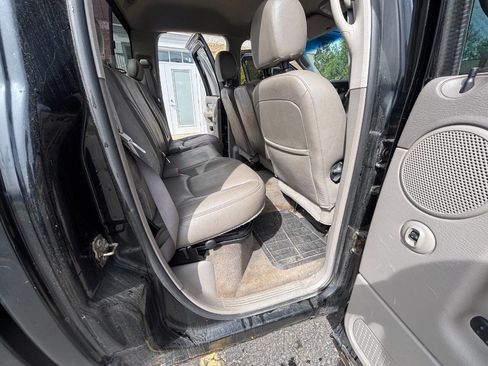 Used 2004 Dodge Ram 1500 Truck SLT w/ Security Group AWD/4WD image 9