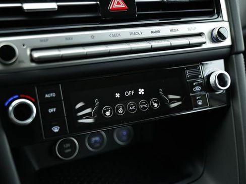 New 2026 Genesis G70 2.5T image 38