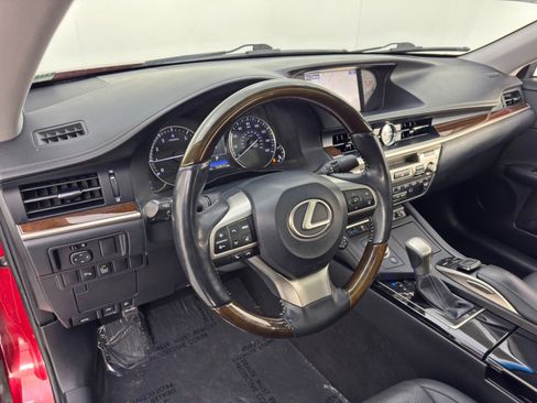 Used 2016 Lexus ES 350 Premium w/ Navigation System Package image 12