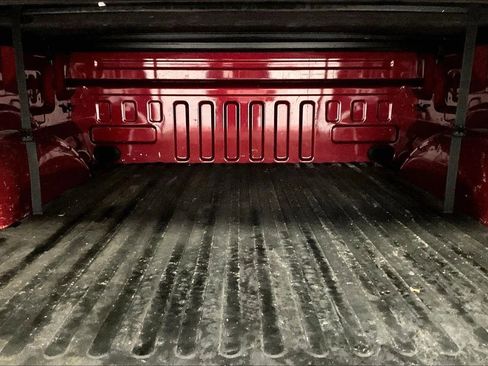 Certified 2022 Ford F150 XLT w/ Equipment Group 302A High image 32