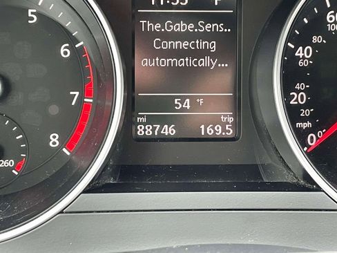 Used 2017 Volkswagen Jetta SE image 26