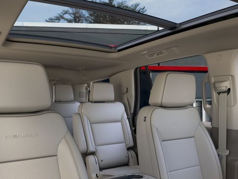 New 2026 GMC Yukon Denali AWD/4WD image 24