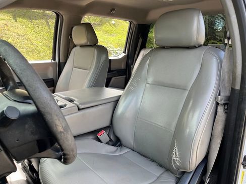 Used 2015 Ford F150 XL w/ Equipment Group 101A Mid image 9