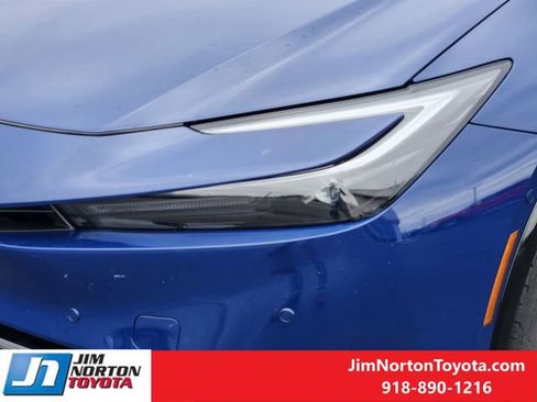 Used 2024 Toyota Prius Limited image 11