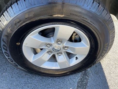 Used 2024 RAM 1500 Classic SLT image 25