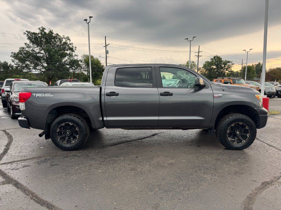 Used 2012 Toyota Tundra 4x4 CrewMax image 6
