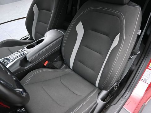 Used 2020 Chevrolet Camaro LT image 9