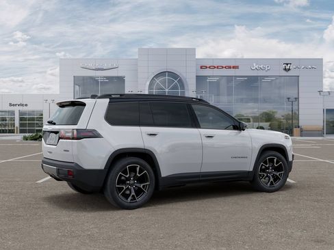 New 2026 Jeep Cherokee Overland w/ Advanced Pro Tech Group AWD/4WD image 4
