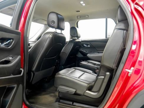 Used 2020 Chevrolet Traverse RS FWD image 49
