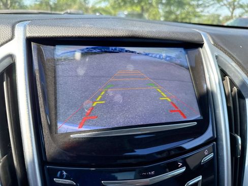 Used 2013 Cadillac SRX Luxury w/ Driver Awareness Package FWD image 15