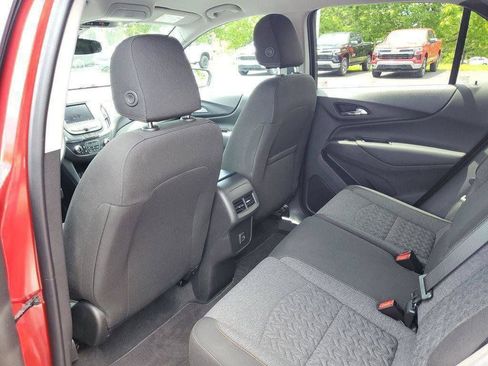 Used 2024 Chevrolet Equinox LT FWD image 28